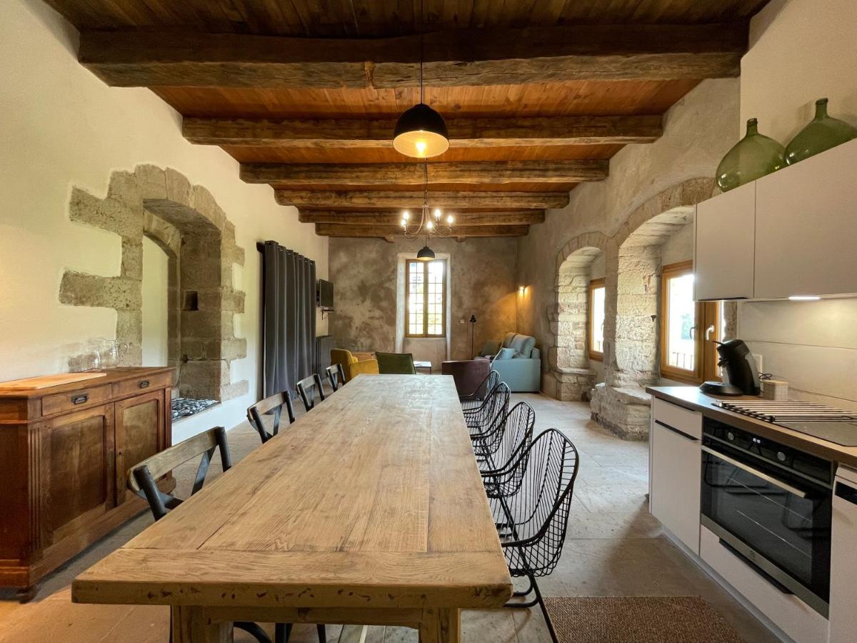 Marnhagues-et-Latour Chateau De Latour Sur Sorgue מראה חיצוני תמונה