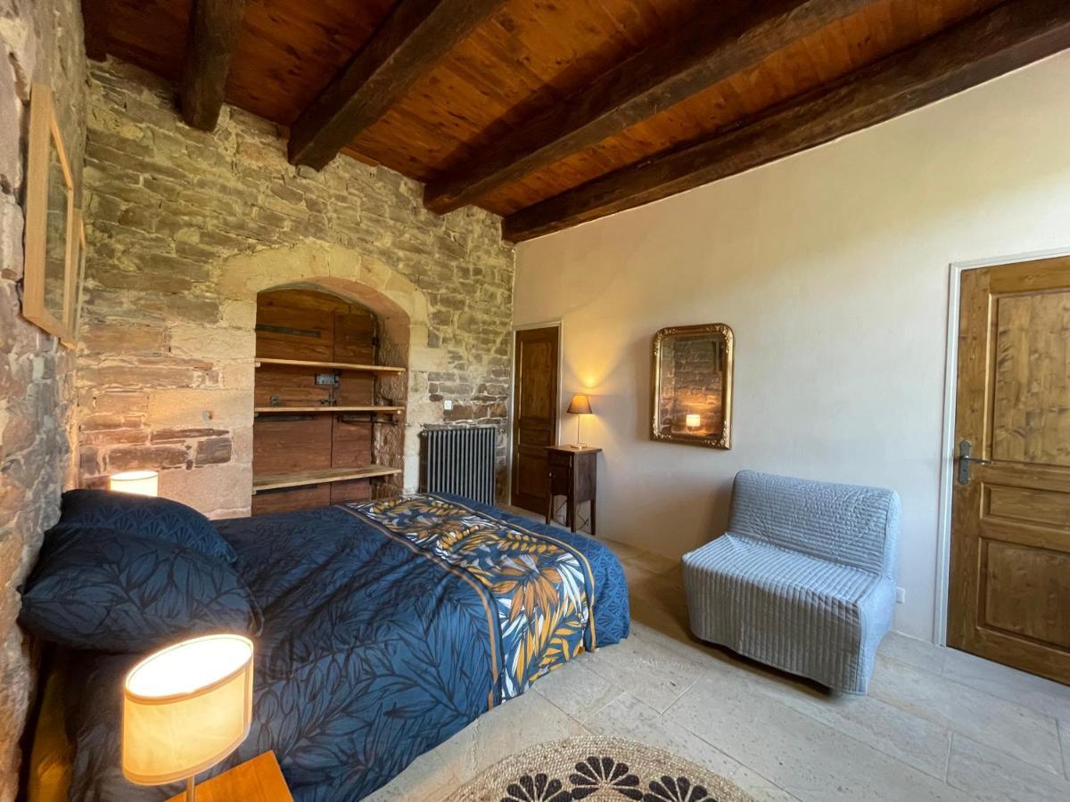 Marnhagues-et-Latour Chateau De Latour Sur Sorgue מראה חיצוני תמונה