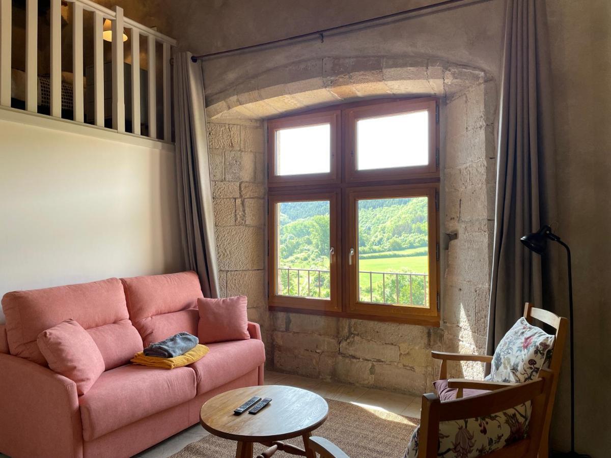 Marnhagues-et-Latour Chateau De Latour Sur Sorgue מראה חיצוני תמונה